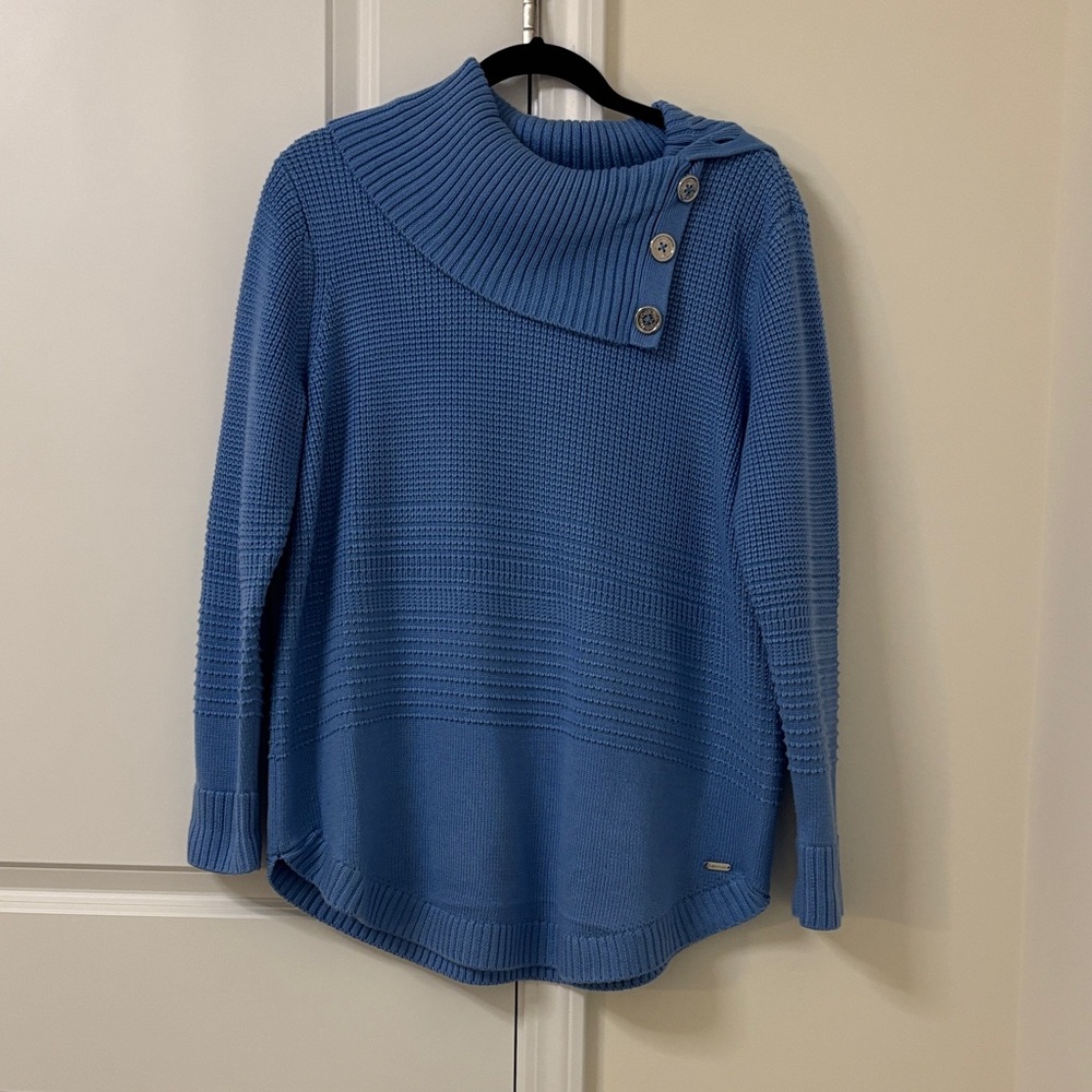 Calvin Klein Women’s Blue Button-Shoulder Knit Sweater